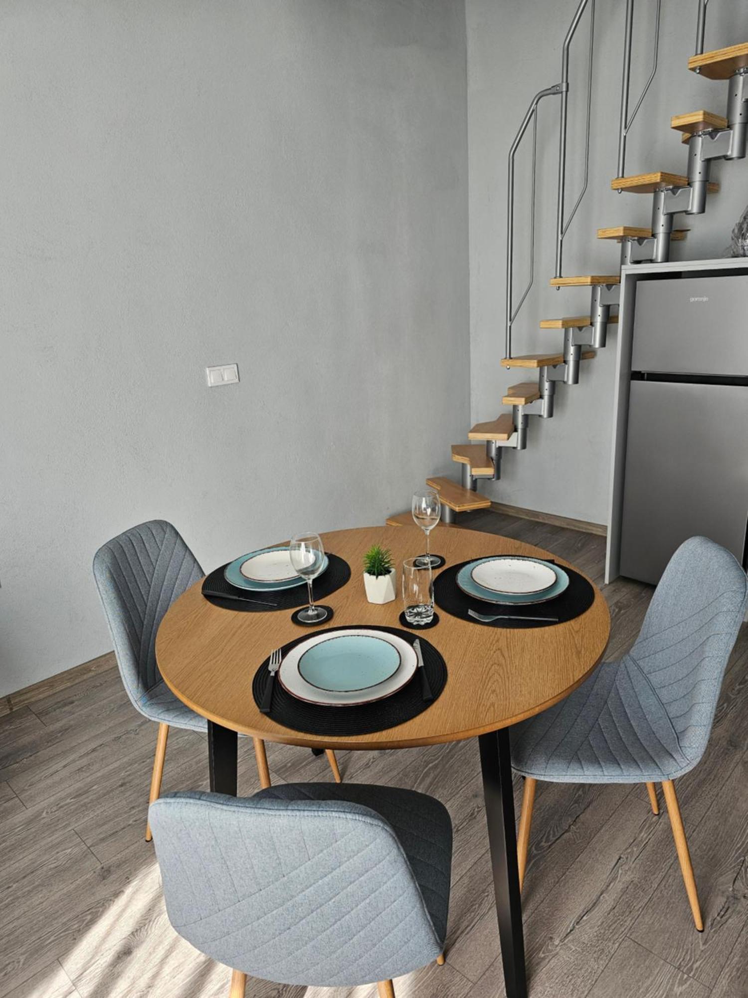 Athmospherevillaema Apartment *